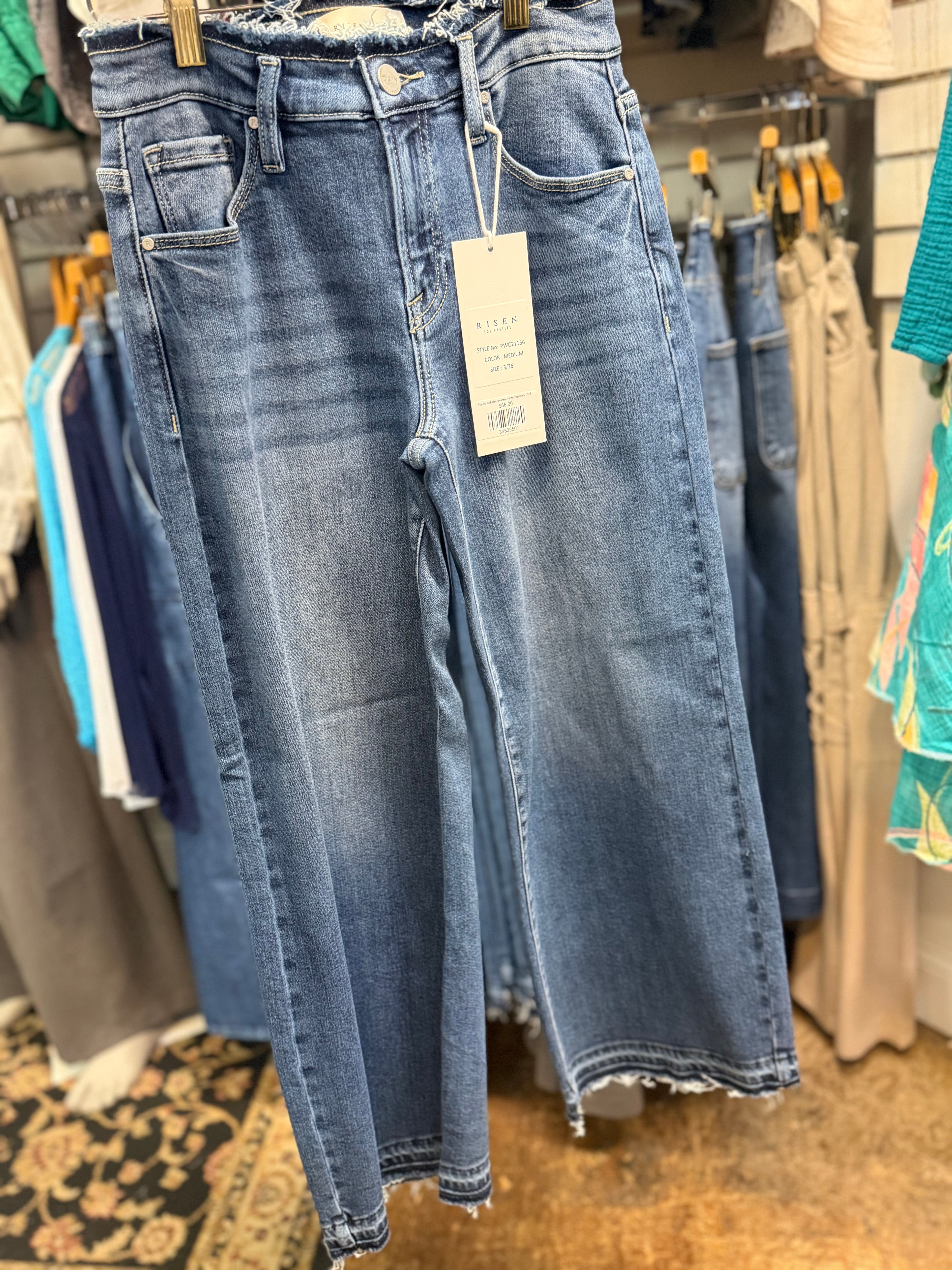 Risen mid-size shadow hem crop jean 1166