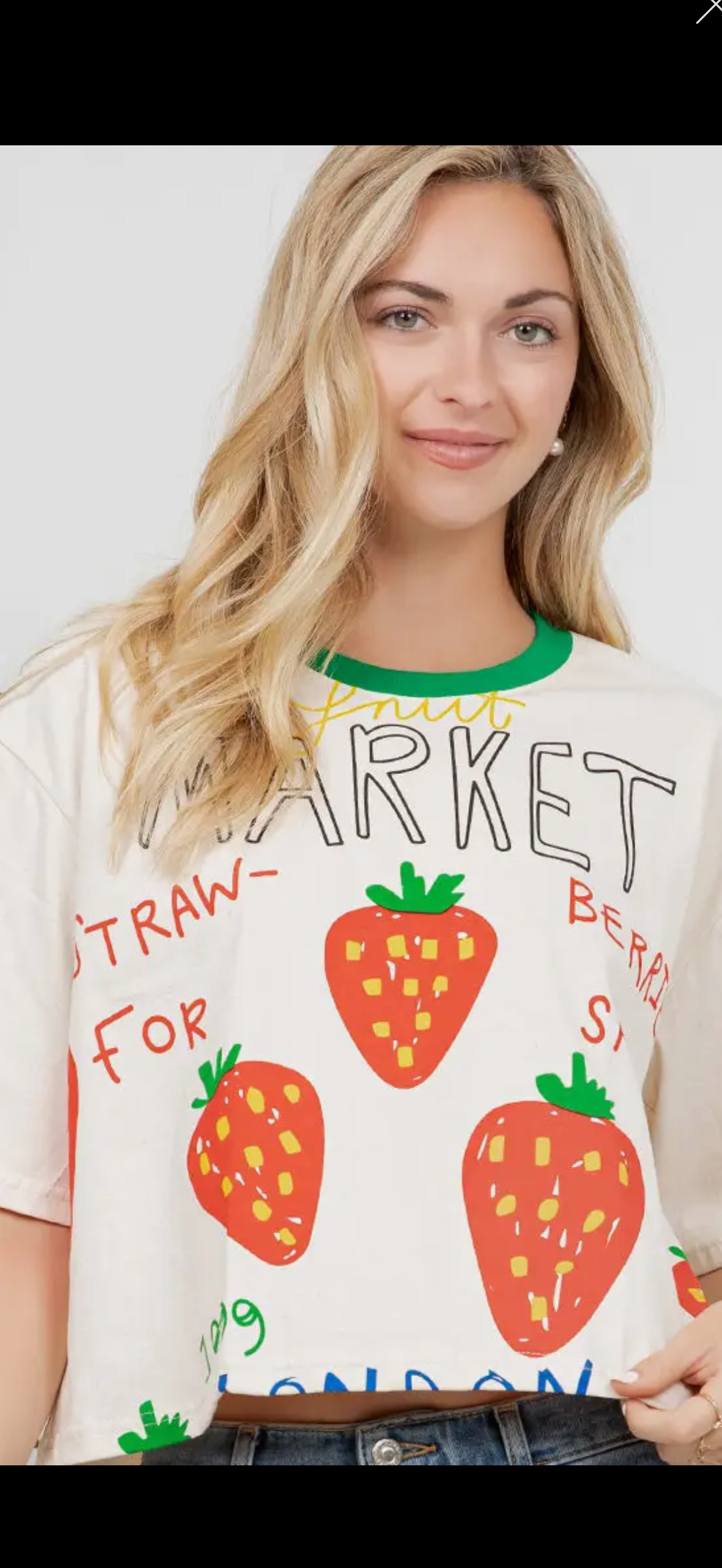 Strawberry graphic print t-shirt
