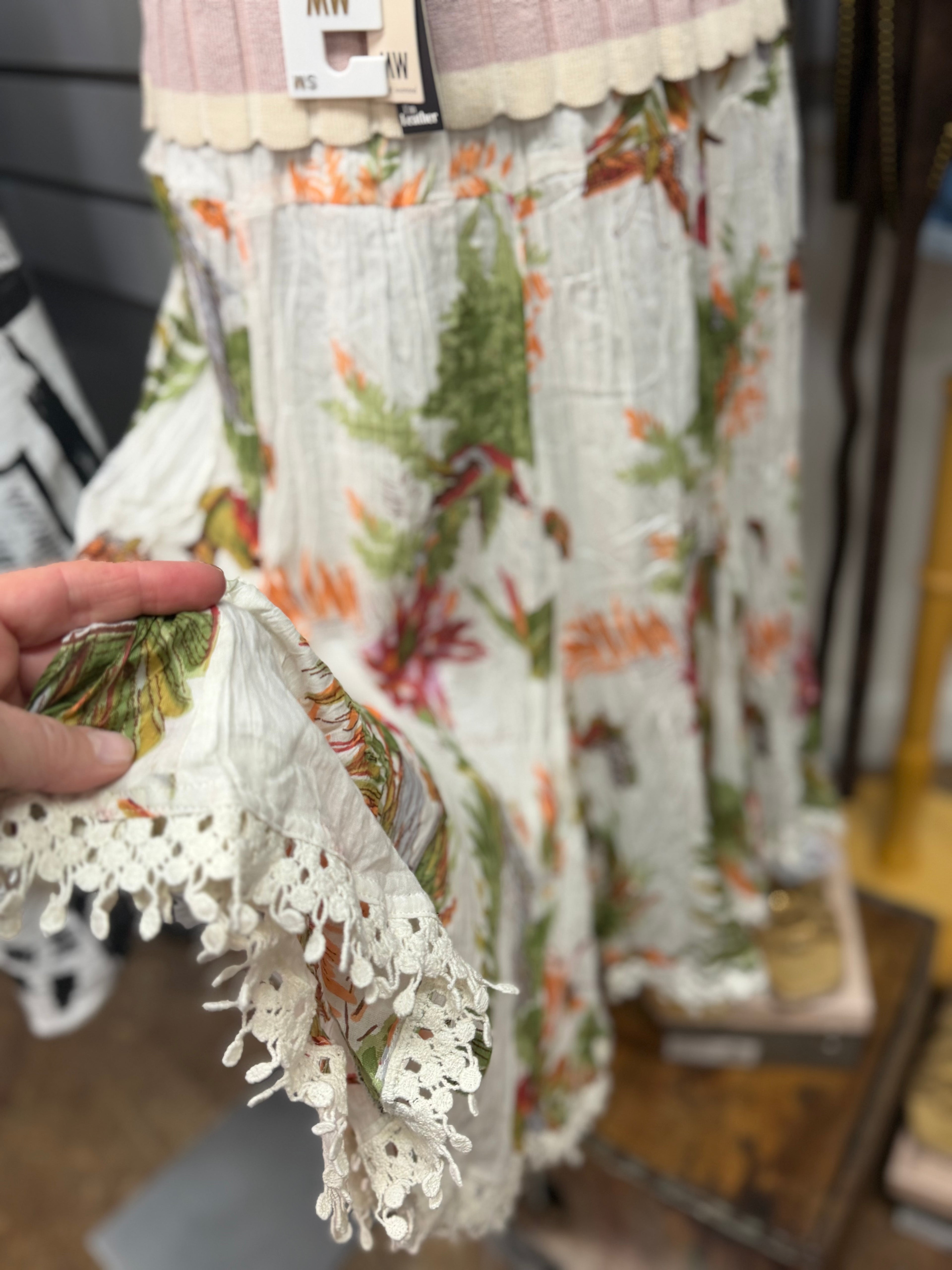 Natural Fashions lace detail skirt